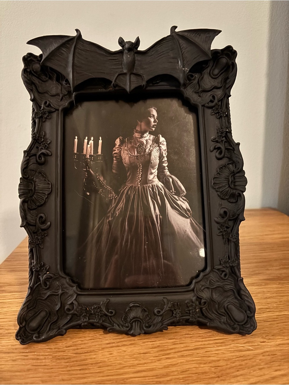 Black Bat Gothic Tabletop Frame by Ashland 4x6